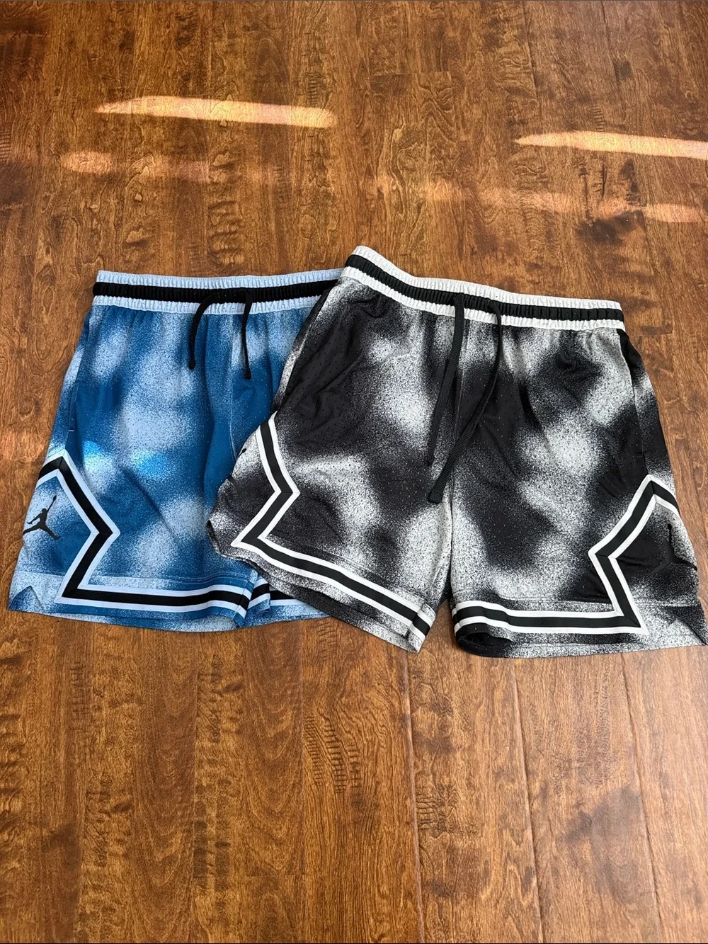 Jordan Men’s Blue and Black Spray-Print Athletic Shorts - Picture 1 of 16